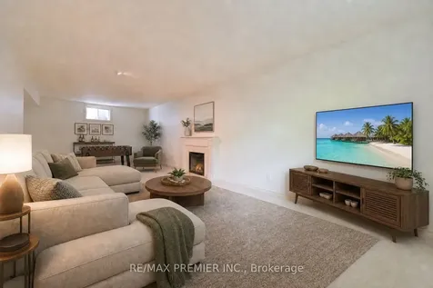 25 Highgrove Crescent Richmond Hill ON L4C 7W9