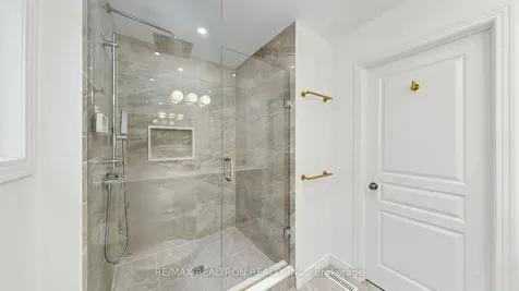 3 Magnotta Road Markham ON L6C 2V5