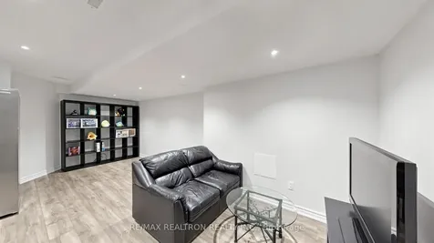 3 Magnotta Road Markham ON L6C 2V5