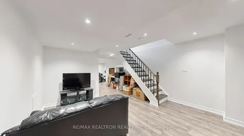 3 Magnotta Road Markham ON L6C 2V5
