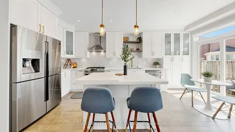 3 Magnotta Road Markham ON L6C 2V5
