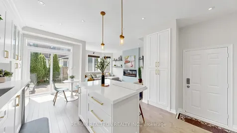 3 Magnotta Road Markham ON L6C 2V5