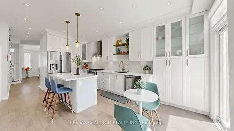 3 Magnotta Road Markham ON L6C 2V5
