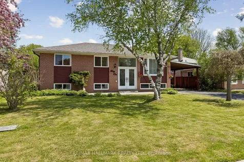 41 Aurora Heights Drive Aurora ON L4G 2W6