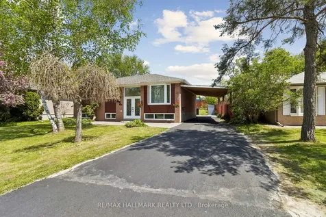41 Aurora Heights Drive Aurora ON L4G 2W6