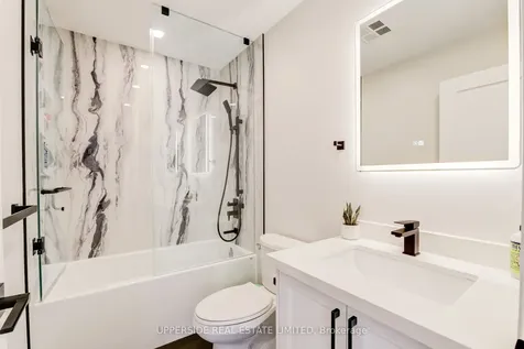 1 Maison Parc Court Vaughan ON L4J 9K1
