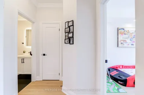 1 Maison Parc Court Vaughan ON L4J 9K1