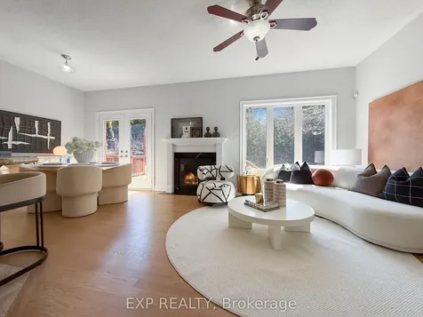 1082 Bob Scott Court Newmarket ON L3X 3L7