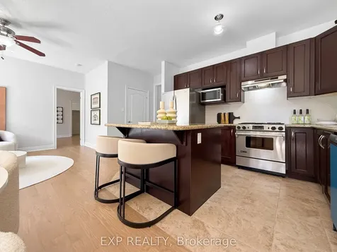 1082 Bob Scott Court Newmarket ON L3X 3L7