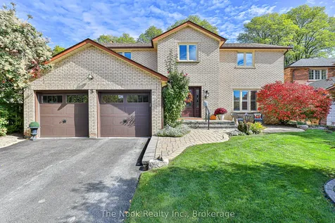3 King Arthur's Court Markham ON L3P 3V4