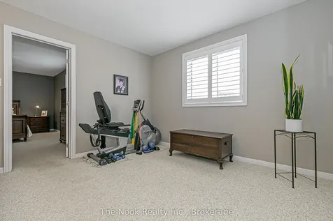 3 King Arthur's Court Markham ON L3P 3V4