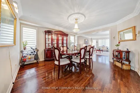 34 Leicester Road Richmond Hill ON L4B 3V5
