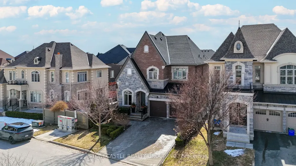 120 Abner Miles Drive Vaughan ON L6A 4X4