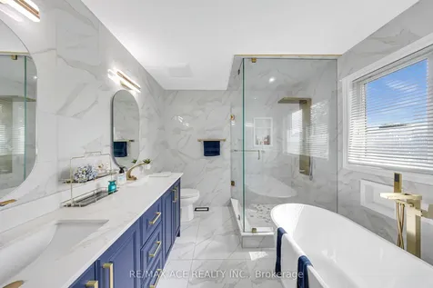 45 Harry Blaylock Drive Markham ON L6E 2H1