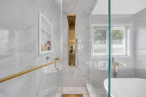 45 Harry Blaylock Drive Markham ON L6E 2H1