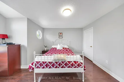 45 Harry Blaylock Drive Markham ON L6E 2H1