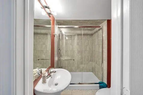 45 Harry Blaylock Drive Markham ON L6E 2H1