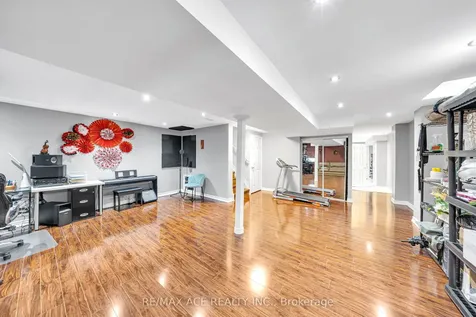 45 Harry Blaylock Drive Markham ON L6E 2H1