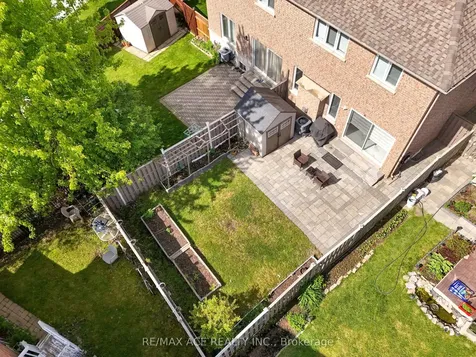 45 Harry Blaylock Drive Markham ON L6E 2H1