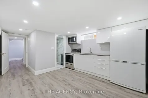 290 Demaine Crescent Richmond Hill ON L4C 2W5