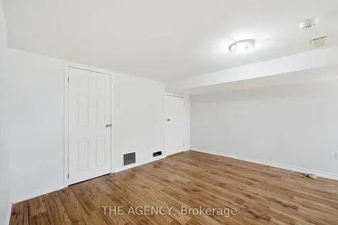 290 Demaine Crescent Richmond Hill ON L4C 2W5