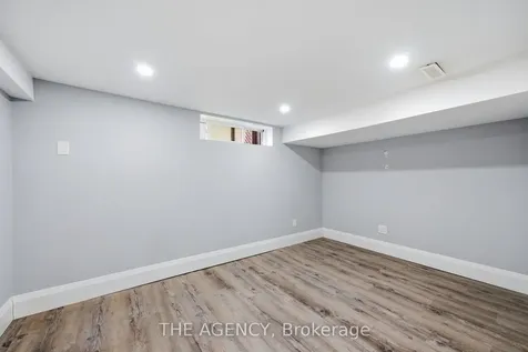 290 Demaine Crescent Richmond Hill ON L4C 2W5