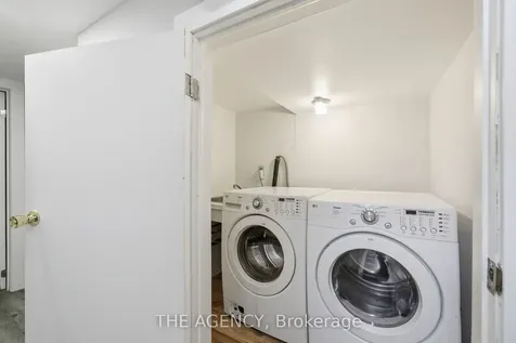 290 Demaine Crescent Richmond Hill ON L4C 2W5