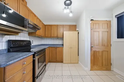 290 Demaine Crescent Richmond Hill ON L4C 2W5