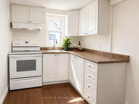 322 Lakeview Boulevard Georgina ON L4P 2Y7