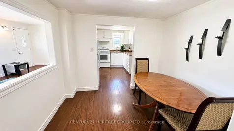 322 Lakeview Boulevard Georgina ON L4P 2Y7
