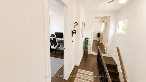322 Lakeview Boulevard Georgina ON L4P 2Y7