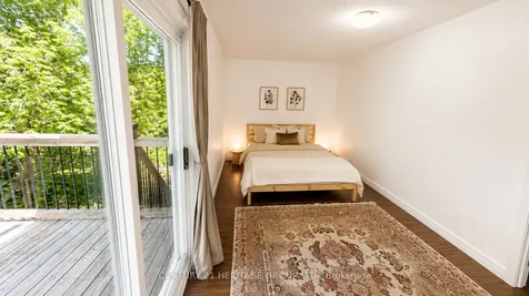 322 Lakeview Boulevard Georgina ON L4P 2Y7
