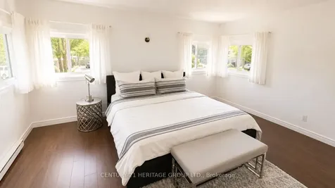 322 Lakeview Boulevard Georgina ON L4P 2Y7