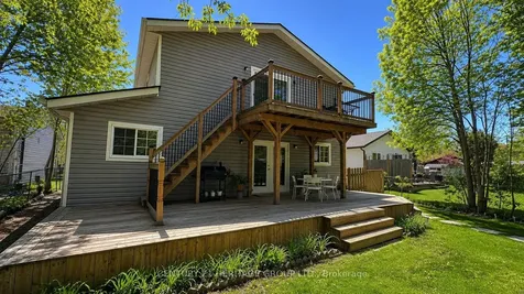 322 Lakeview Boulevard Georgina ON L4P 2Y7