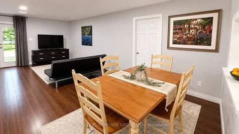 322 Lakeview Boulevard Georgina ON L4P 2Y7
