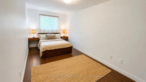 322 Lakeview Boulevard Georgina ON L4P 2Y7