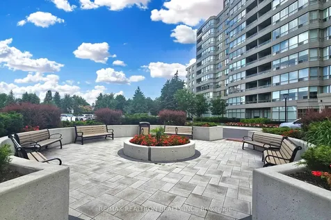 7 Townsgate Drive Vaughan ON L4J 7Z9