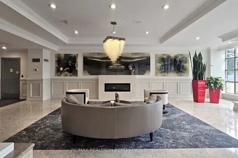 7 Townsgate Drive Vaughan ON L4J 7Z9