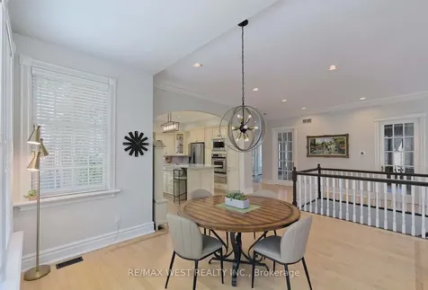 5 Humberview Drive Vaughan ON L4H 1B1