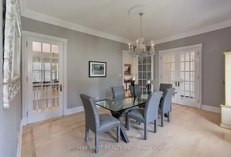 5 Humberview Drive Vaughan ON L4H 1B1