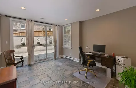 5 Humberview Drive Vaughan ON L4H 1B1
