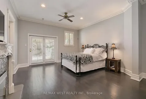 5 Humberview Drive Vaughan ON L4H 1B1