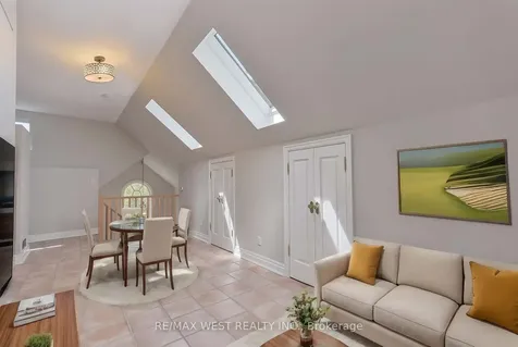 5 Humberview Drive Vaughan ON L4H 1B1