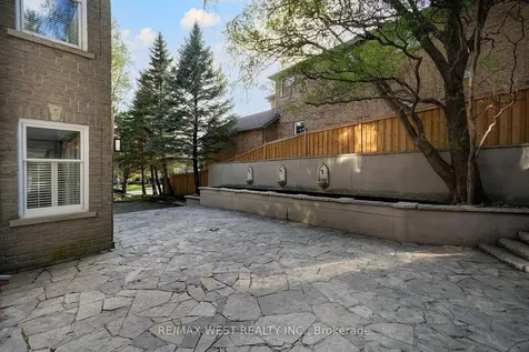 5 Humberview Drive Vaughan ON L4H 1B1