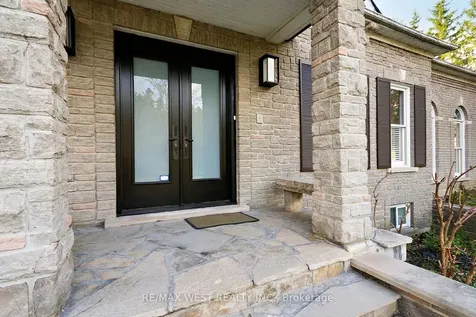 5 Humberview Drive Vaughan ON L4H 1B1