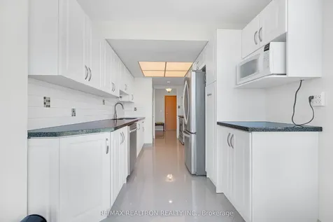 7805 Bayview Avenue Markham ON L3T 7N1