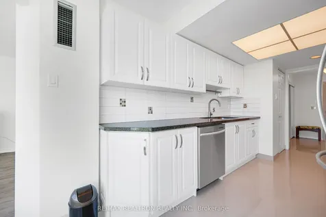 7805 Bayview Avenue Markham ON L3T 7N1
