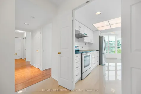 7805 Bayview Avenue Markham ON L3T 7N1