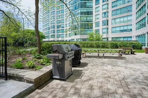 7805 Bayview Avenue Markham ON L3T 7N1