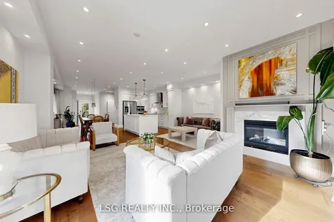 69 Gamble Glen Crescent Richmond Hill ON L4S 2T3